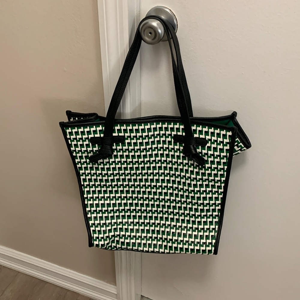 Tote by JMclaugjlin